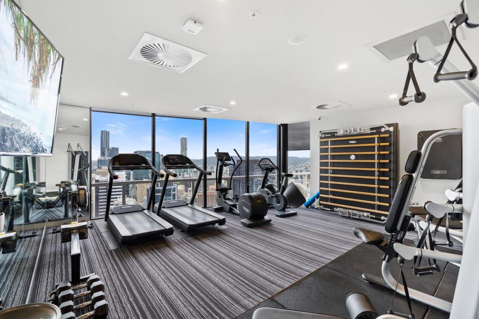 1 BR with Carpark - CBD Story Bridge Riverside