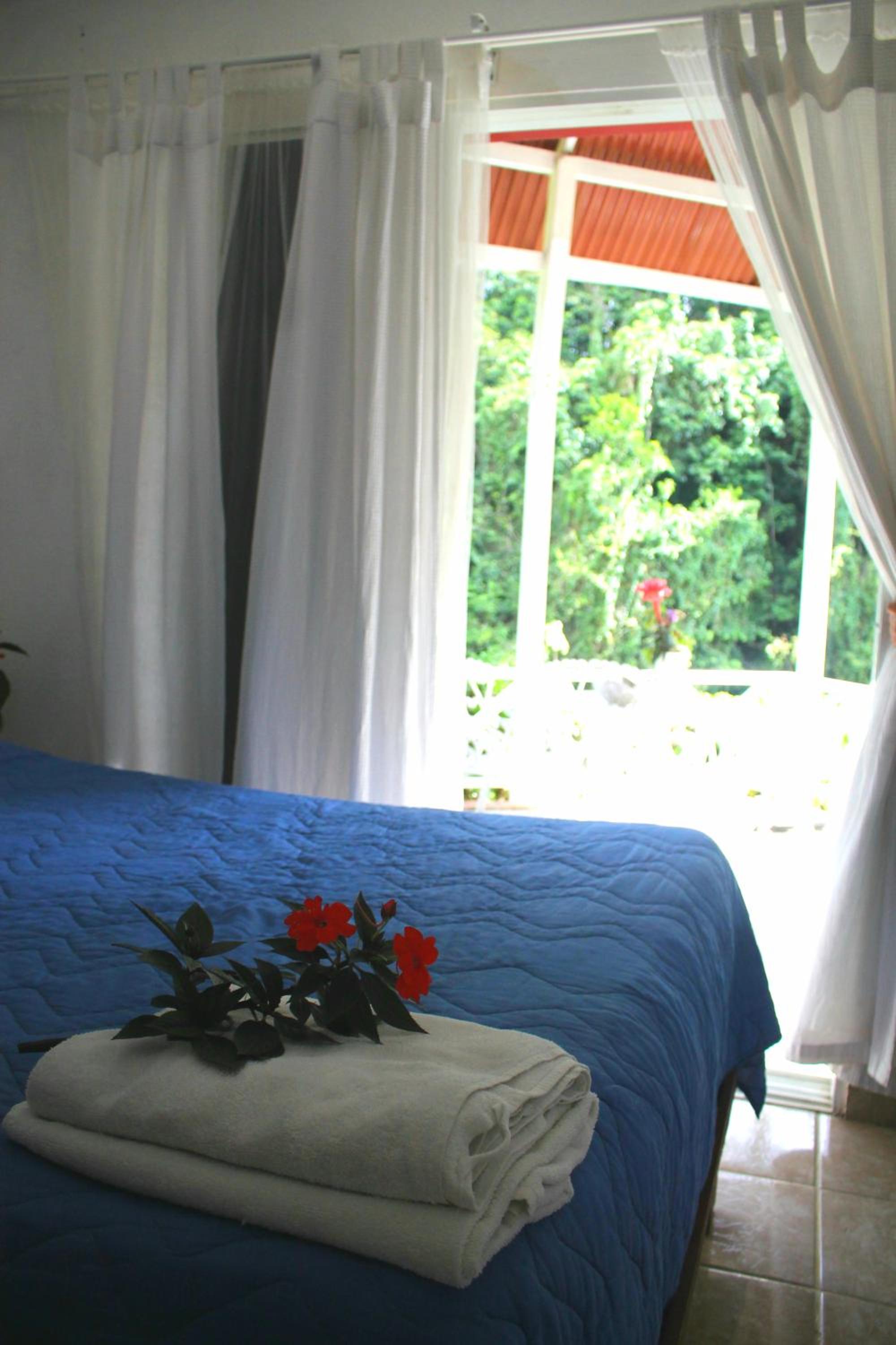 Complejo Villa Clara Junto al Río y Montañas by drvacationsrental