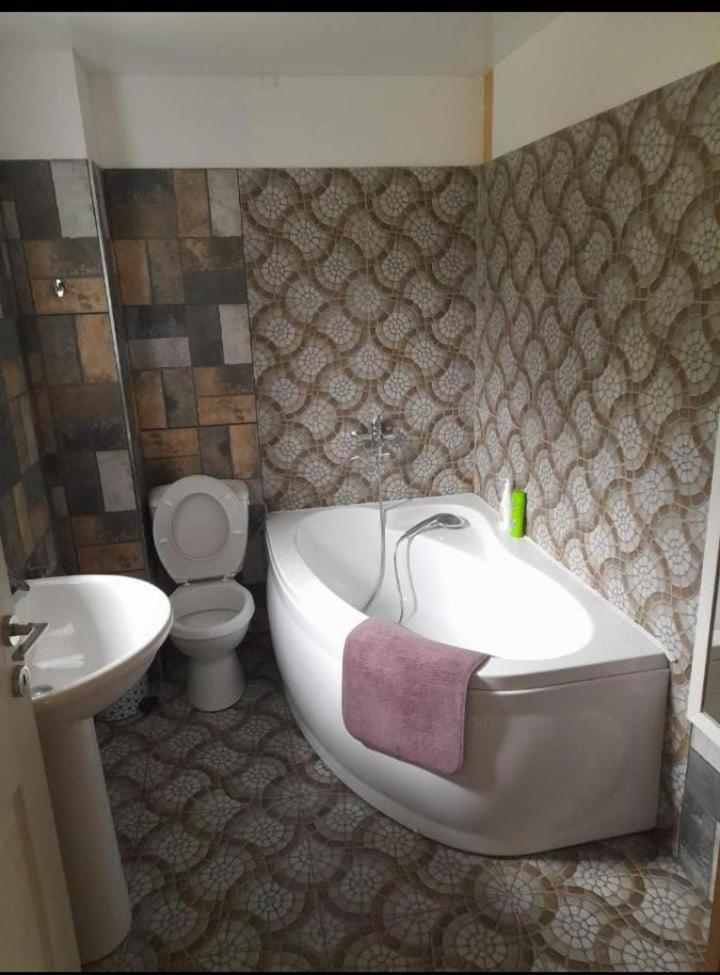 Casa Prieteniei - Apartament penthouse - terasa cu priveliste deosebita