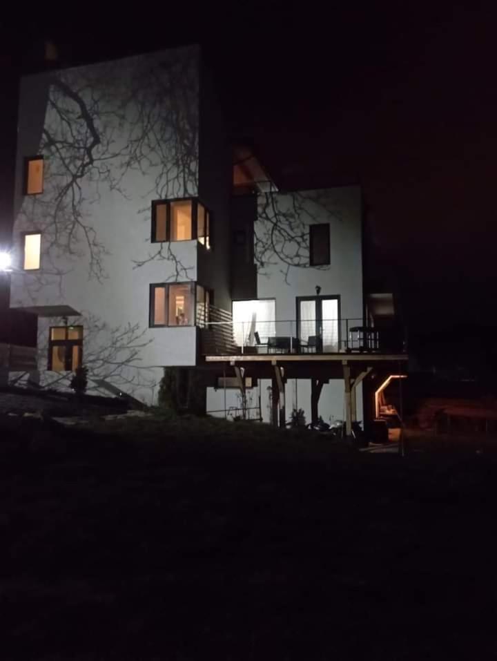 Casa Prieteniei - Apartament penthouse - terasa cu priveliste deosebita