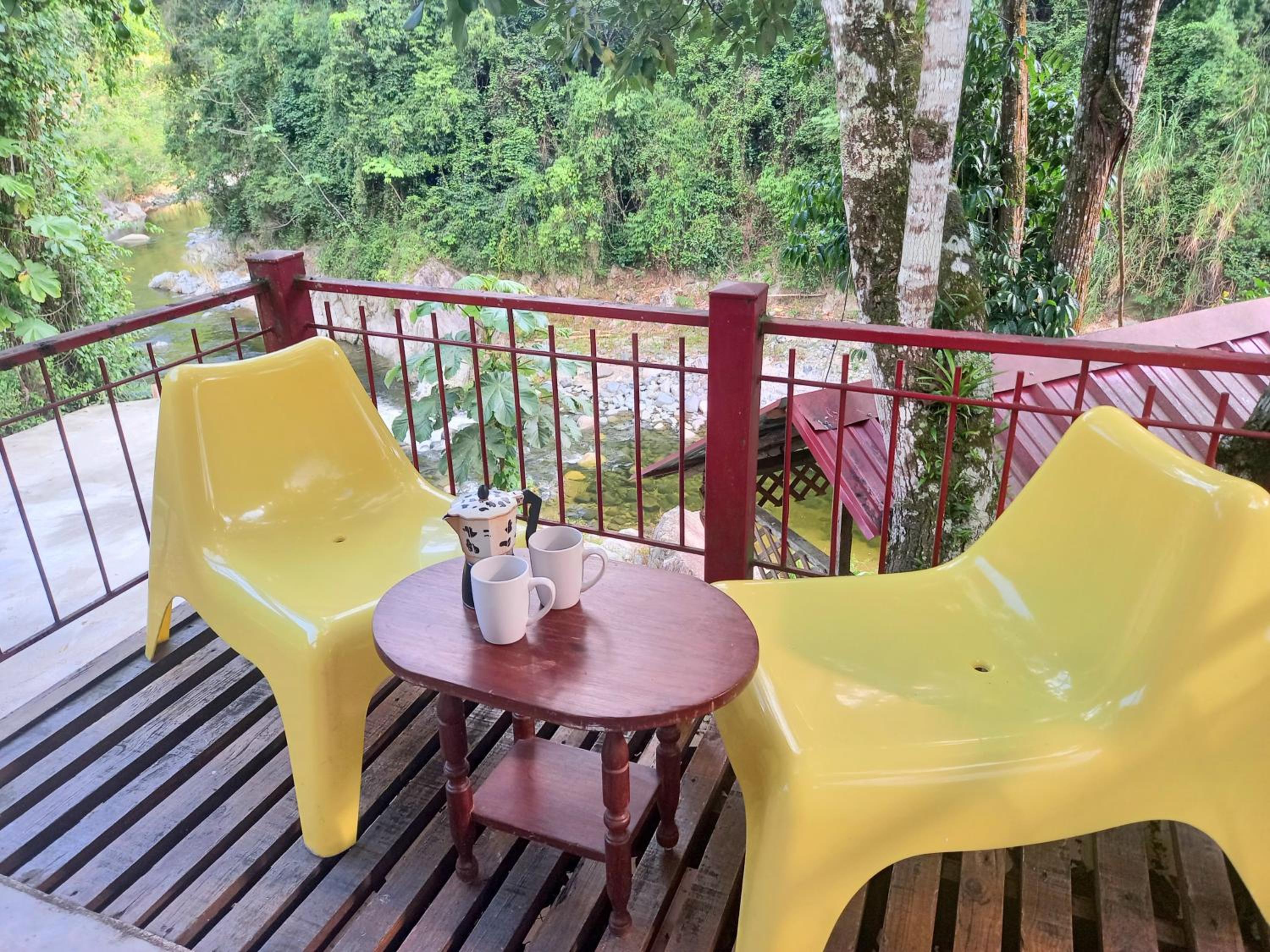 Complejo Villa Clara Junto al Río y Montañas by drvacationsrental