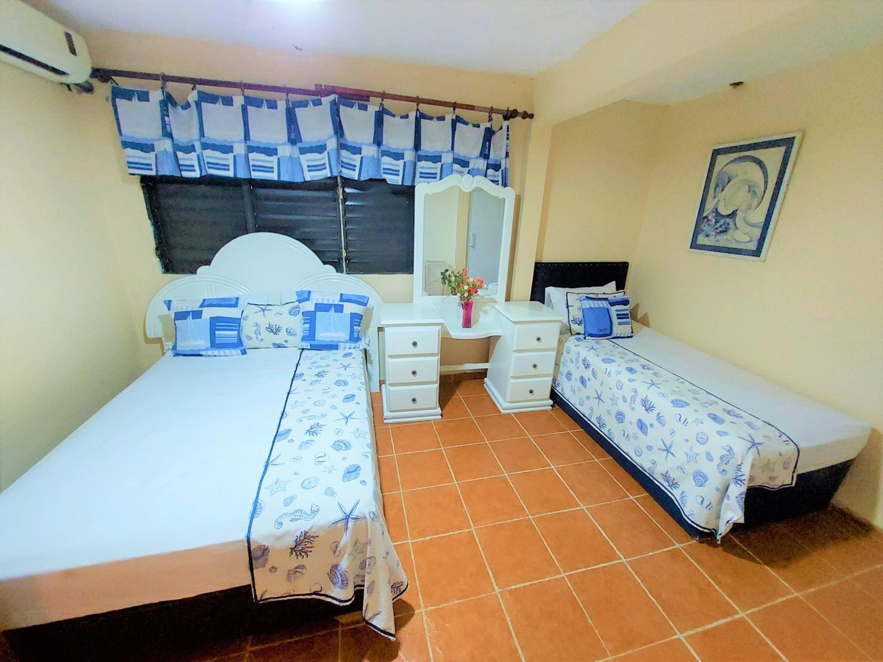 Complejo Villa Las Palmeras Piscina, Billar, Jardín, BBQ @drvacationsrental view 5