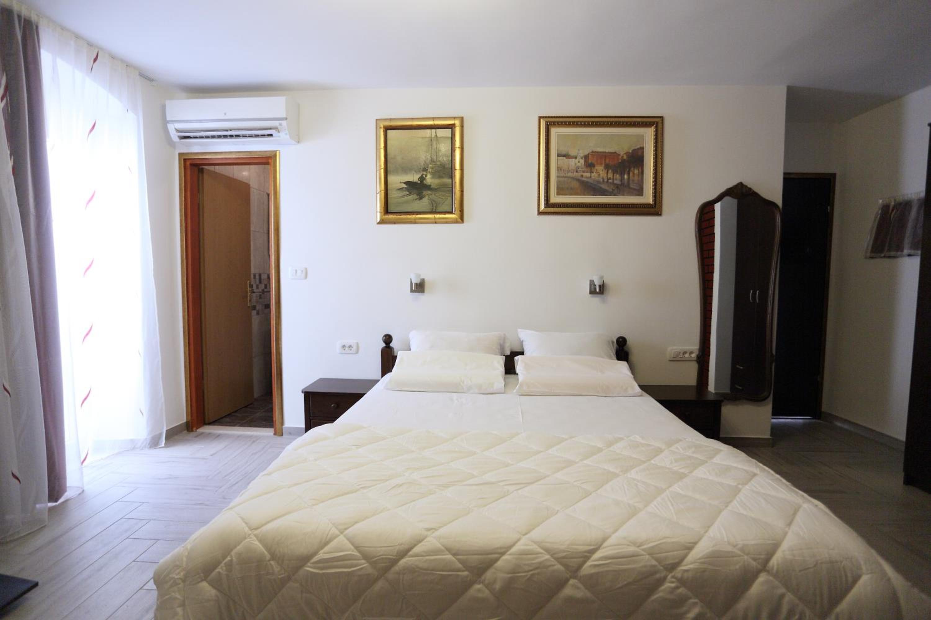 Golden Gate Dream Rooms
