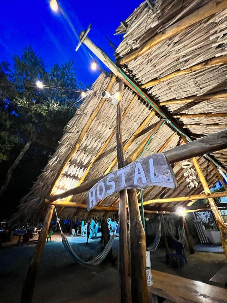 Hostel Beach House