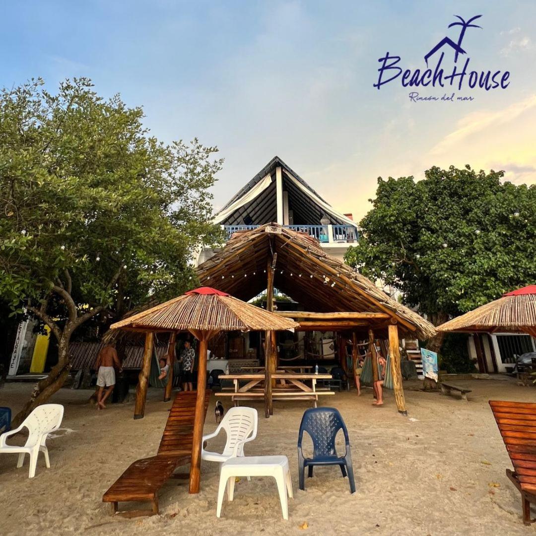 Hostel Beach House