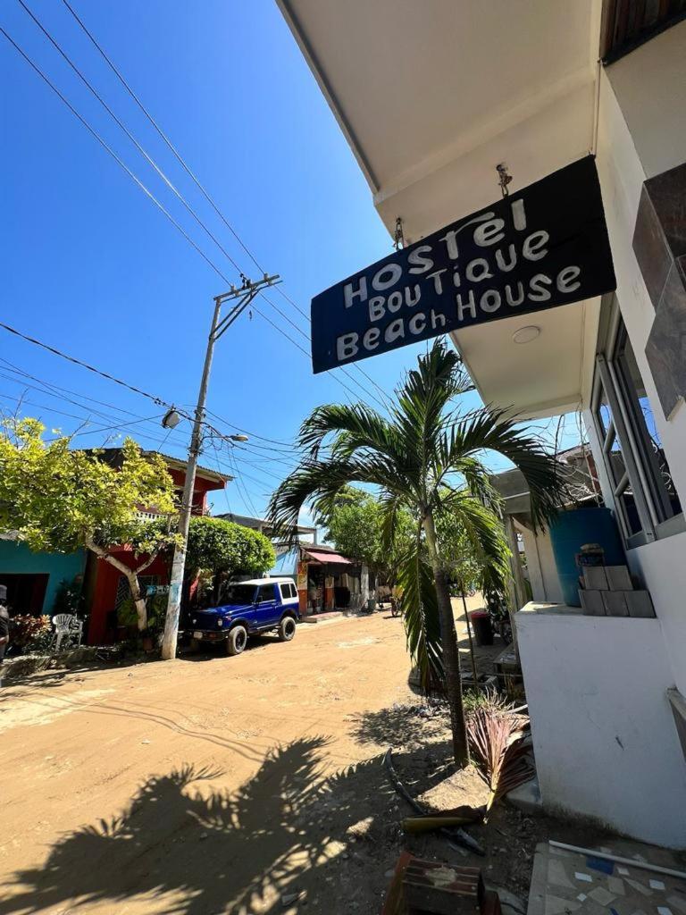 Hostel Beach House