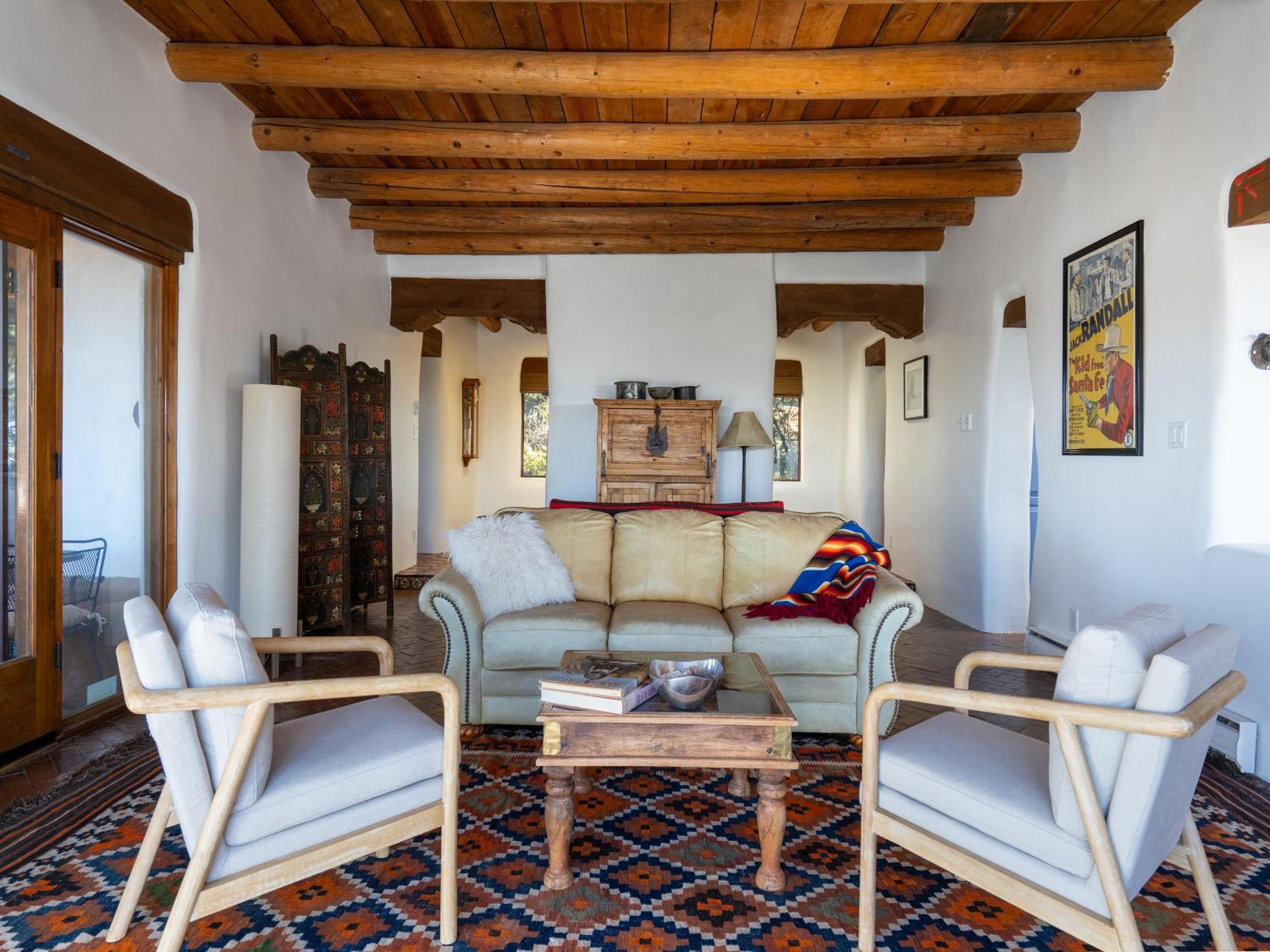 Casa De Oro view 3