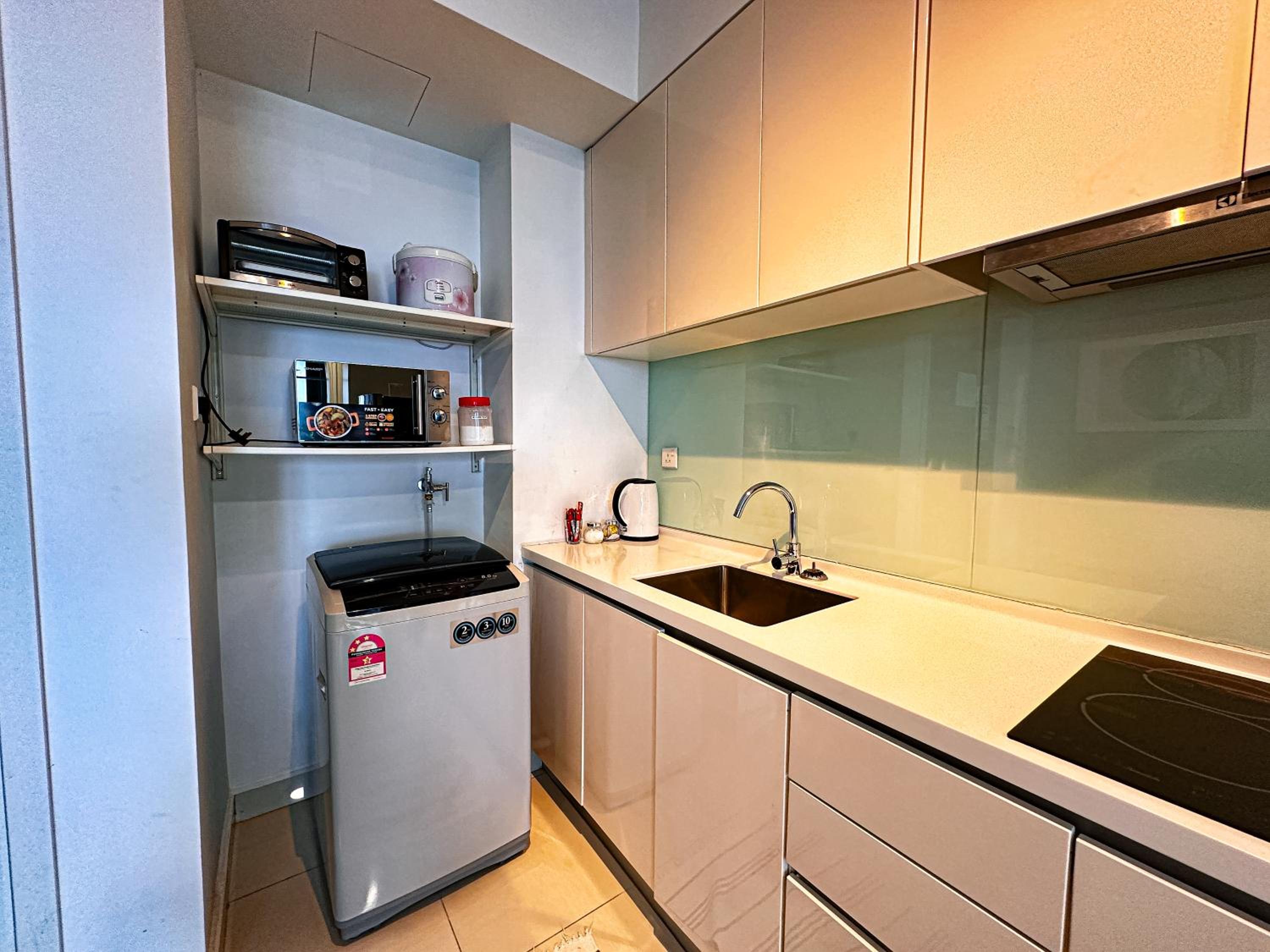 Teega Suites PuteriHarbour By WP Homestay