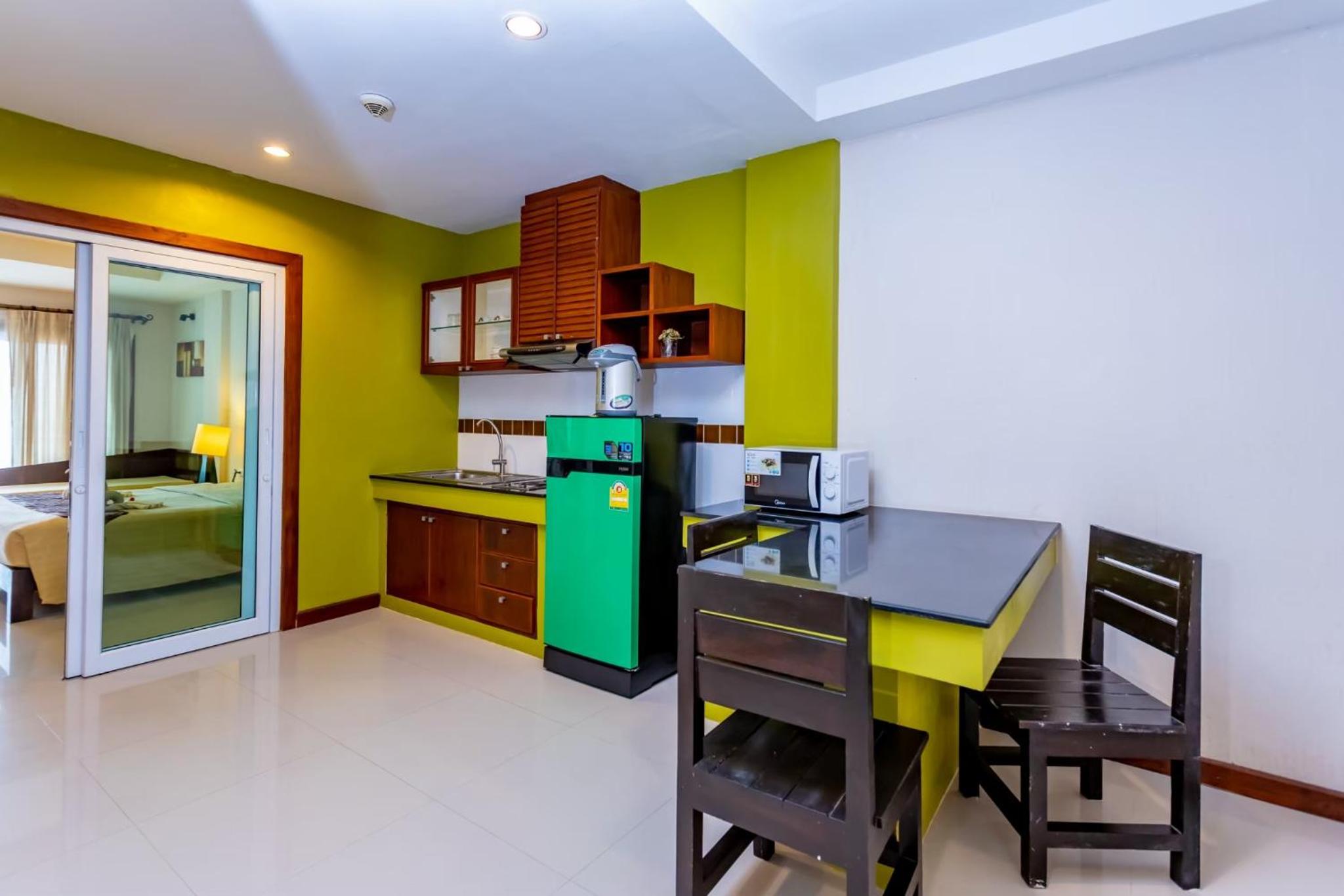 Lanta Garden Hill Resort & Apartments