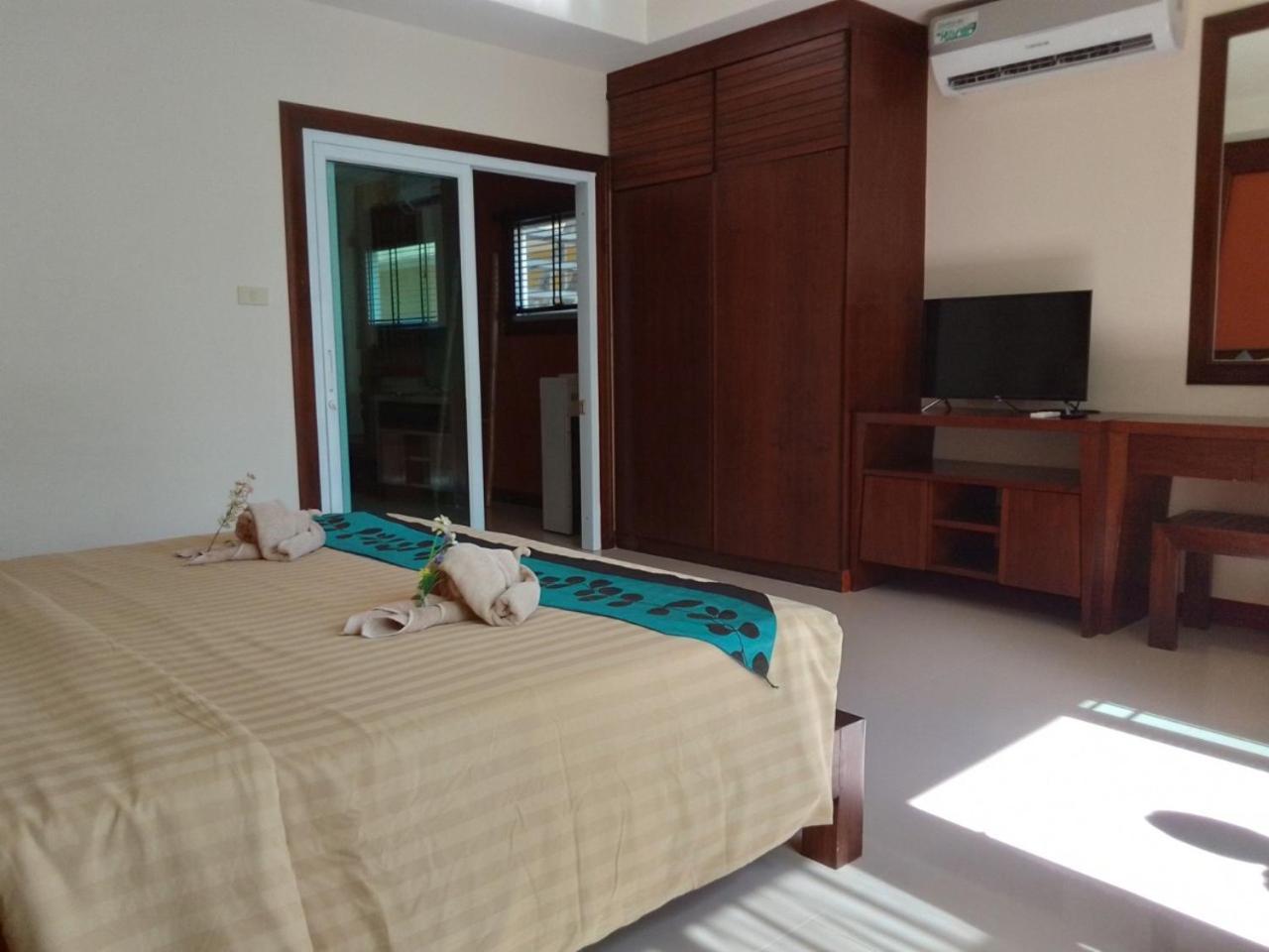 Lanta Garden Hill Resort & Apartments