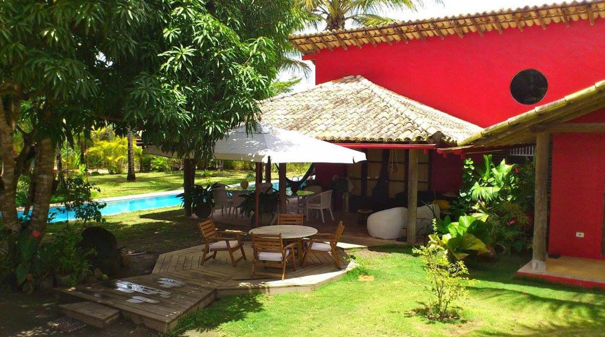 Casa em Trancoso com 5 quartos e piscina semi olimpica, prox quadrado