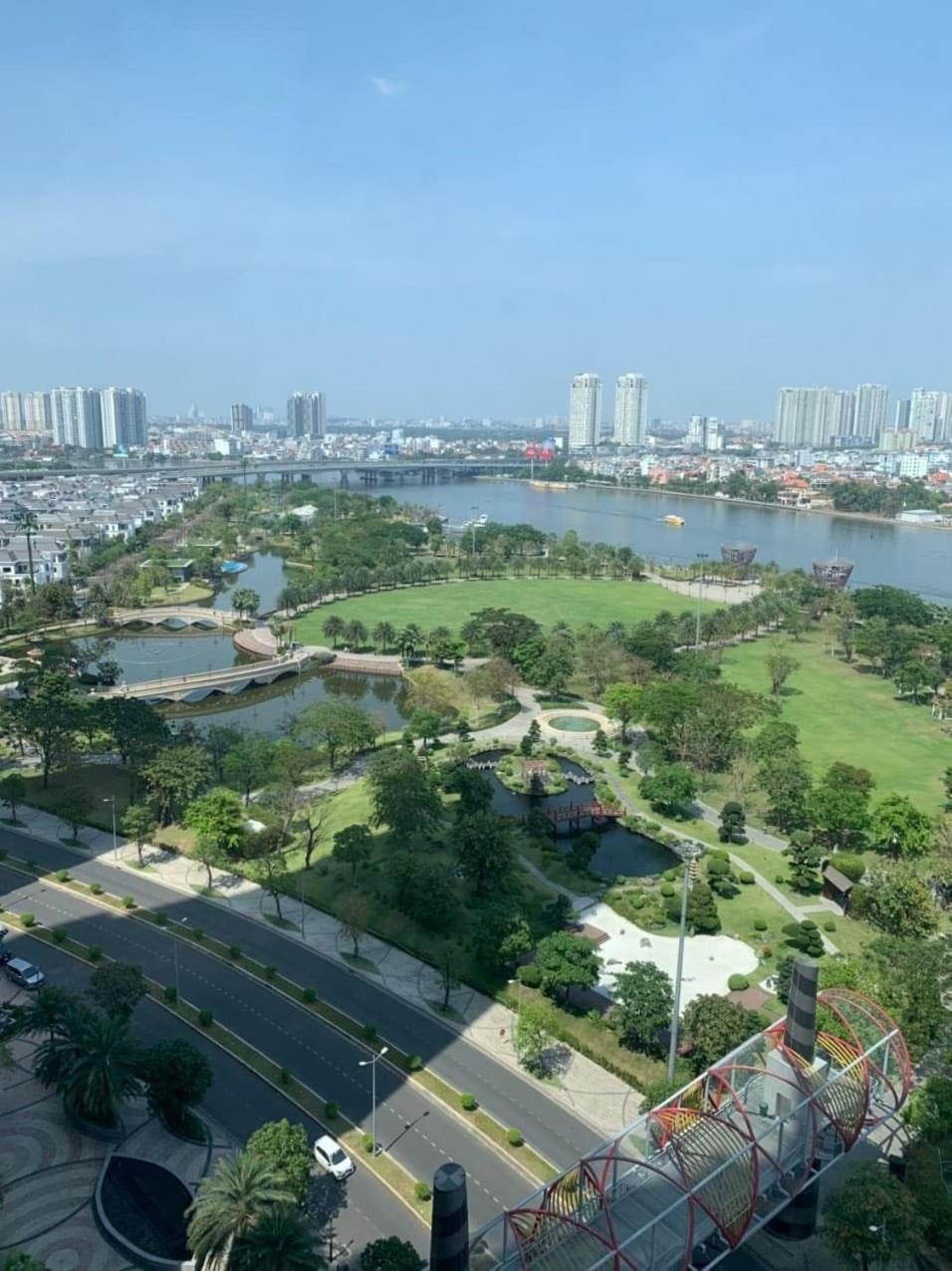 Vinhome central Park Luxary House At Landmark 81