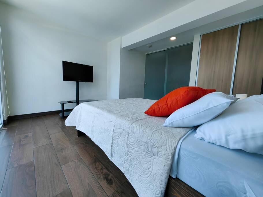 706 Torres Los Yoses Hermoso apartamento en Barrio Escalante con Parqueo