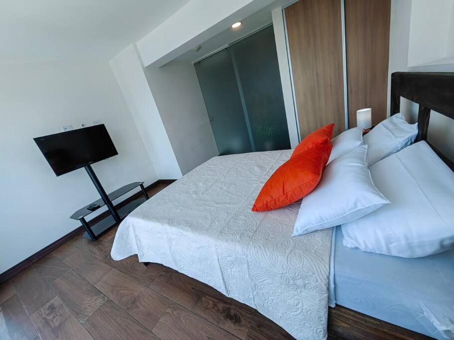 706 Torres Los Yoses Hermoso apartamento en Barrio Escalante con Parqueo