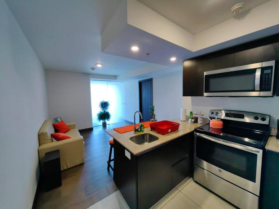 706 Torres Los Yoses Hermoso apartamento en Barrio Escalante con Parqueo