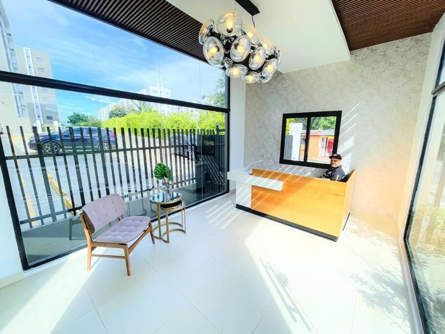 Hotel Elegancia Moderna: Tu Refugio - Image 1