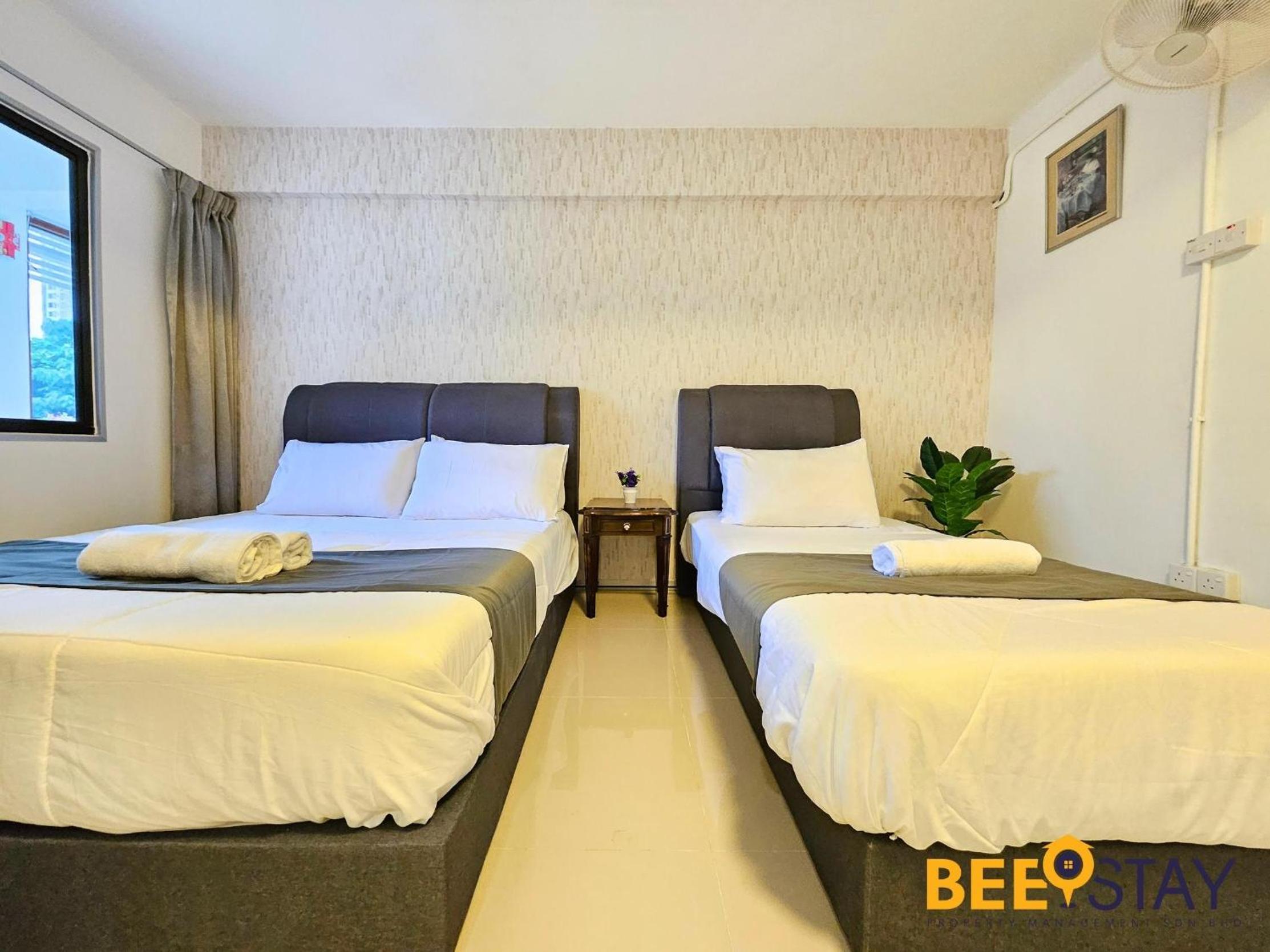 Bangsar Three Storey Luxury Landed House 19PAX