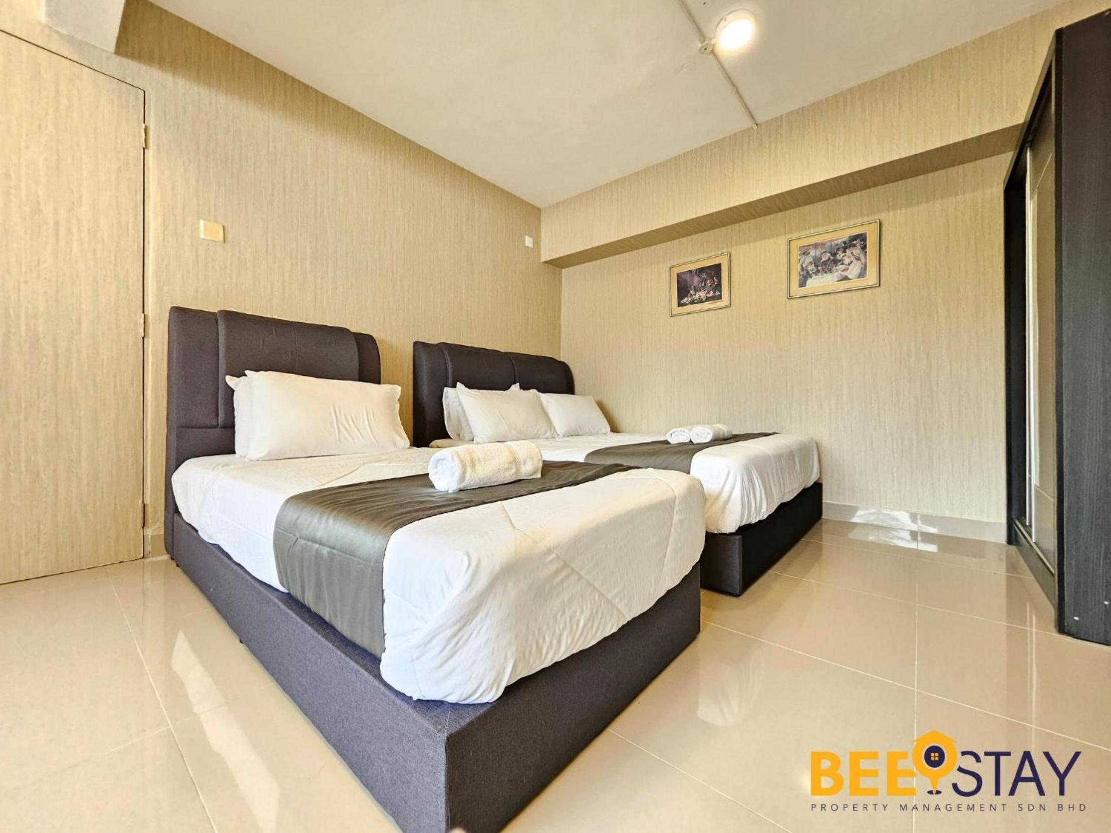 Bangsar Three Storey Luxury Landed House 19PAX