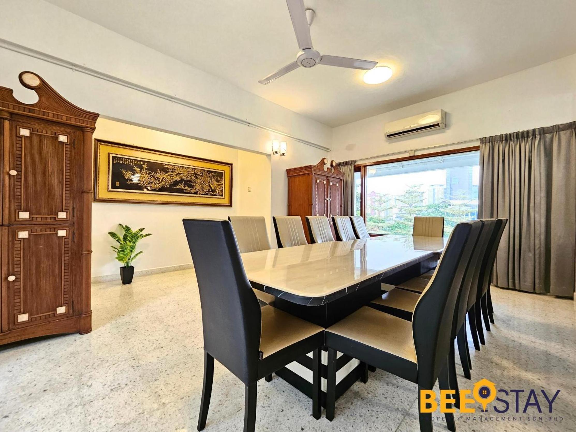 Bangsar Three Storey Luxury Landed House 19PAX