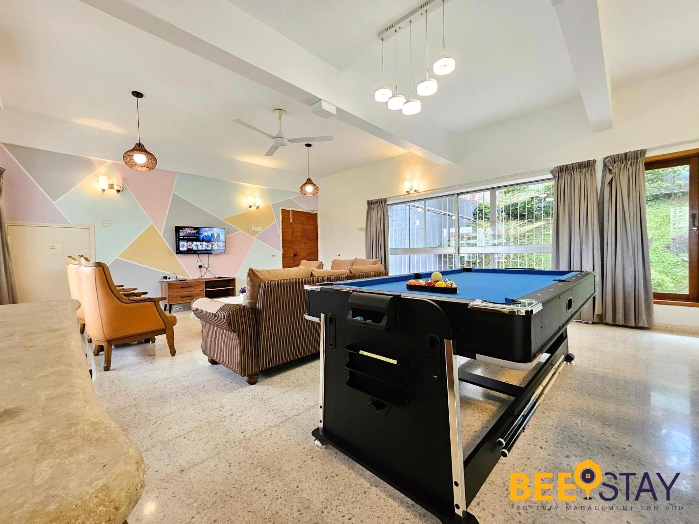 Bangsar Three Storey Luxury Landed House 19PAX