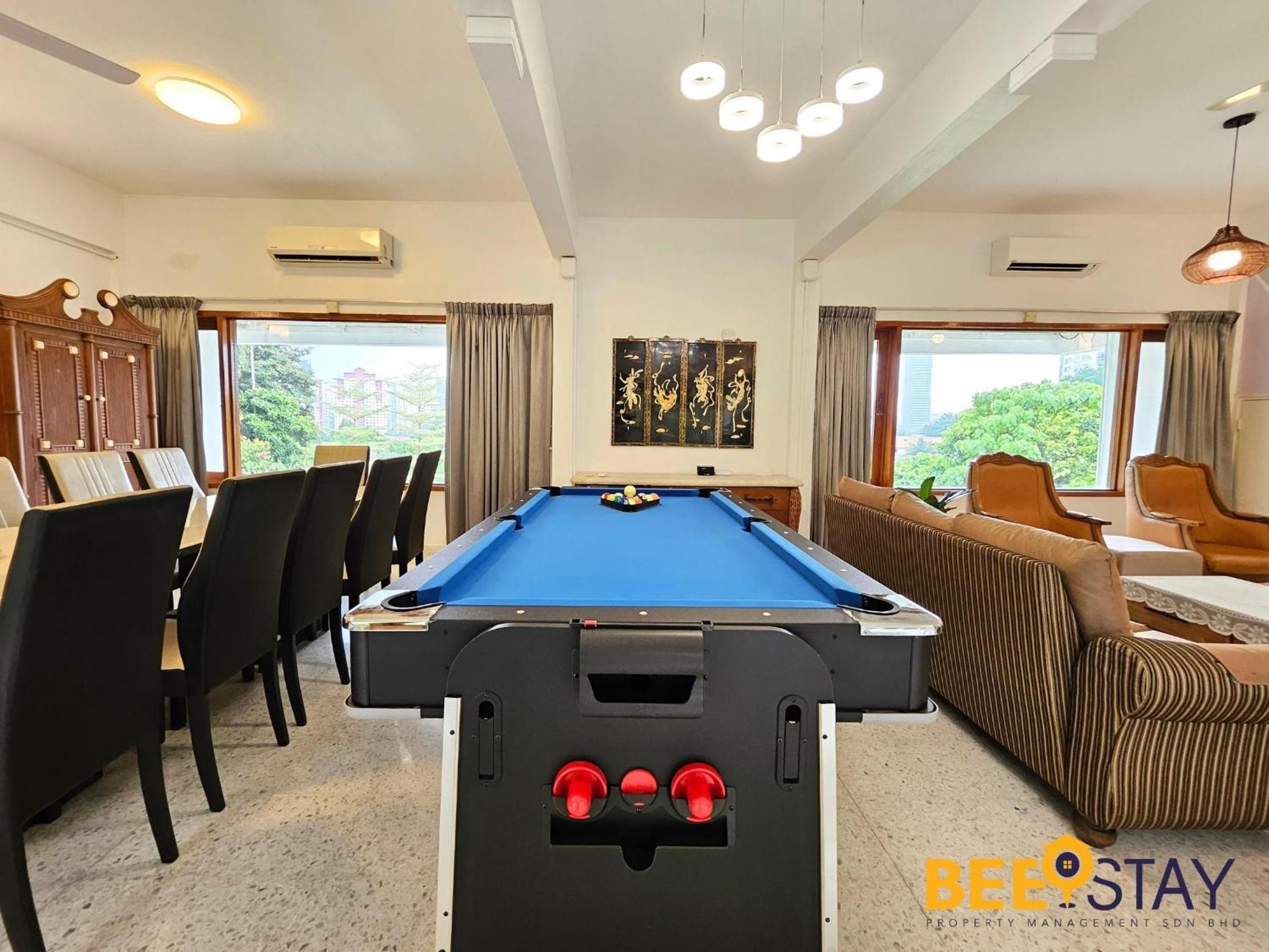 Bangsar Three Storey Luxury Landed House 19PAX