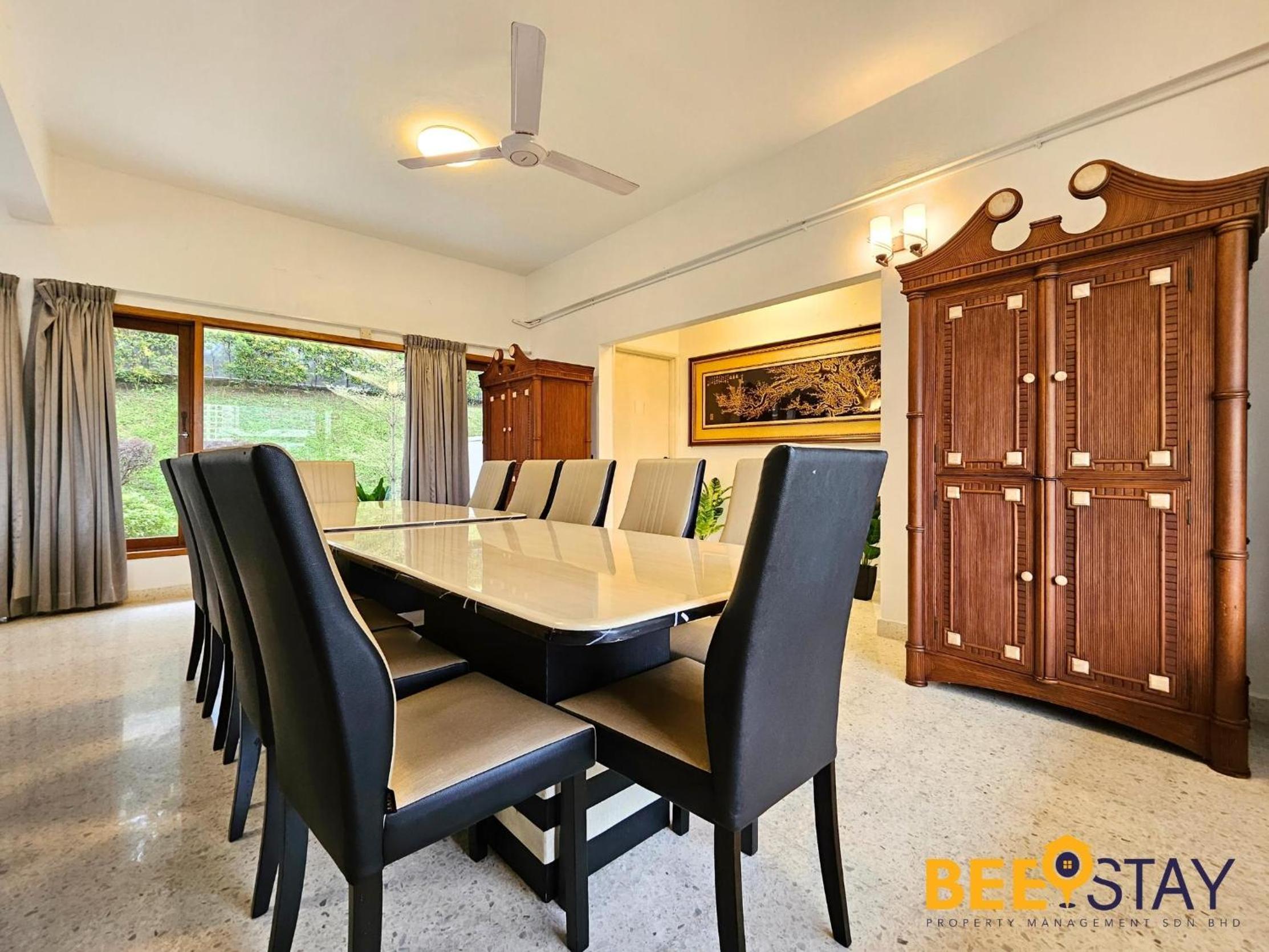 Bangsar Three Storey Luxury Landed House 19PAX