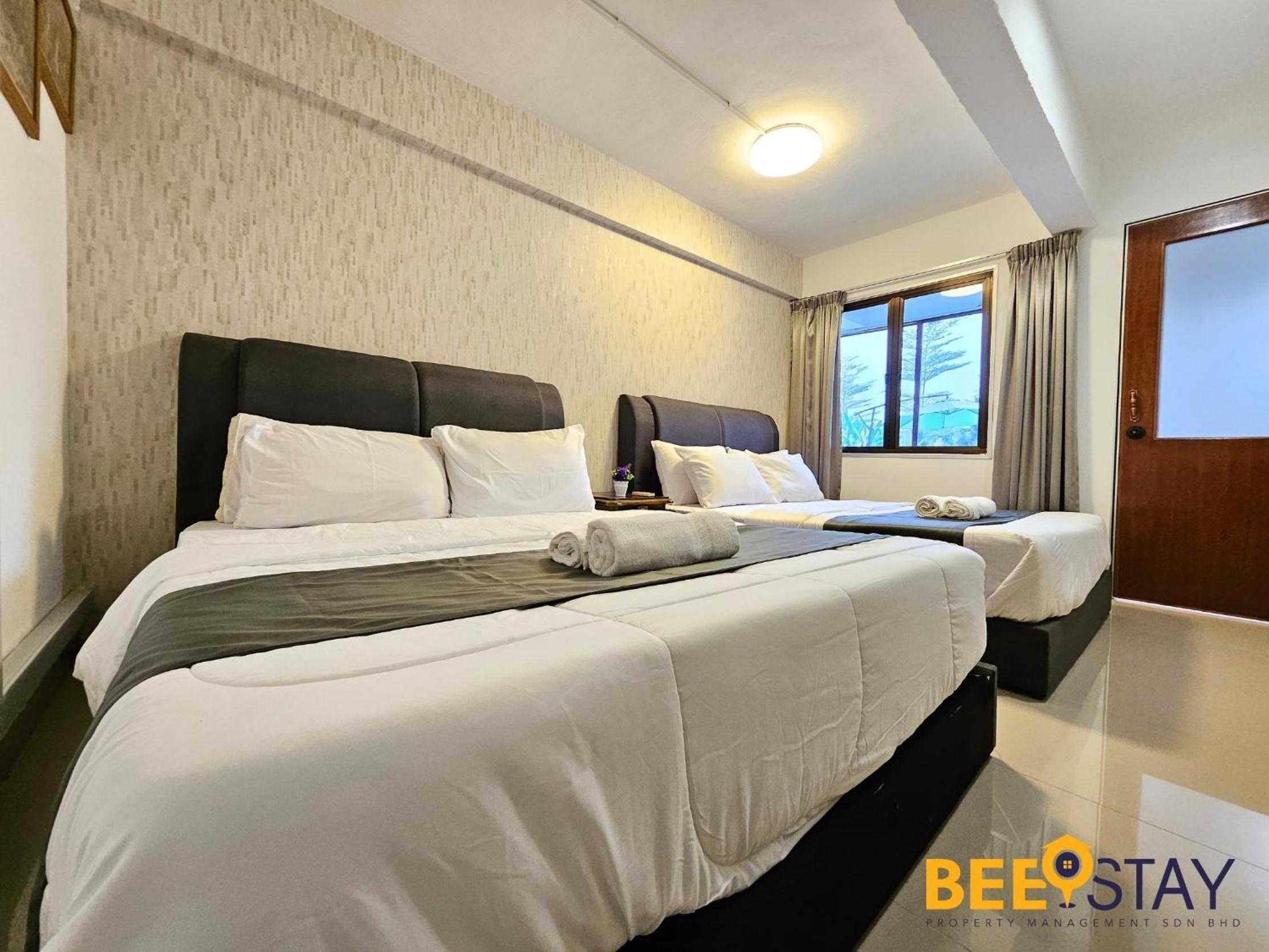 Bangsar Three Storey Luxury Landed House 19PAX