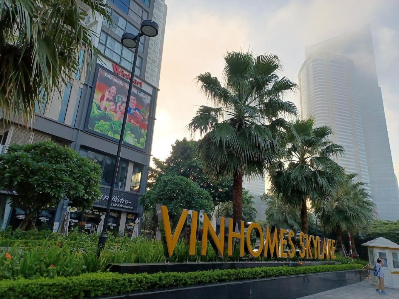 Vinhomes SkyLake 1BR Service Apartment City View - Hagi APT