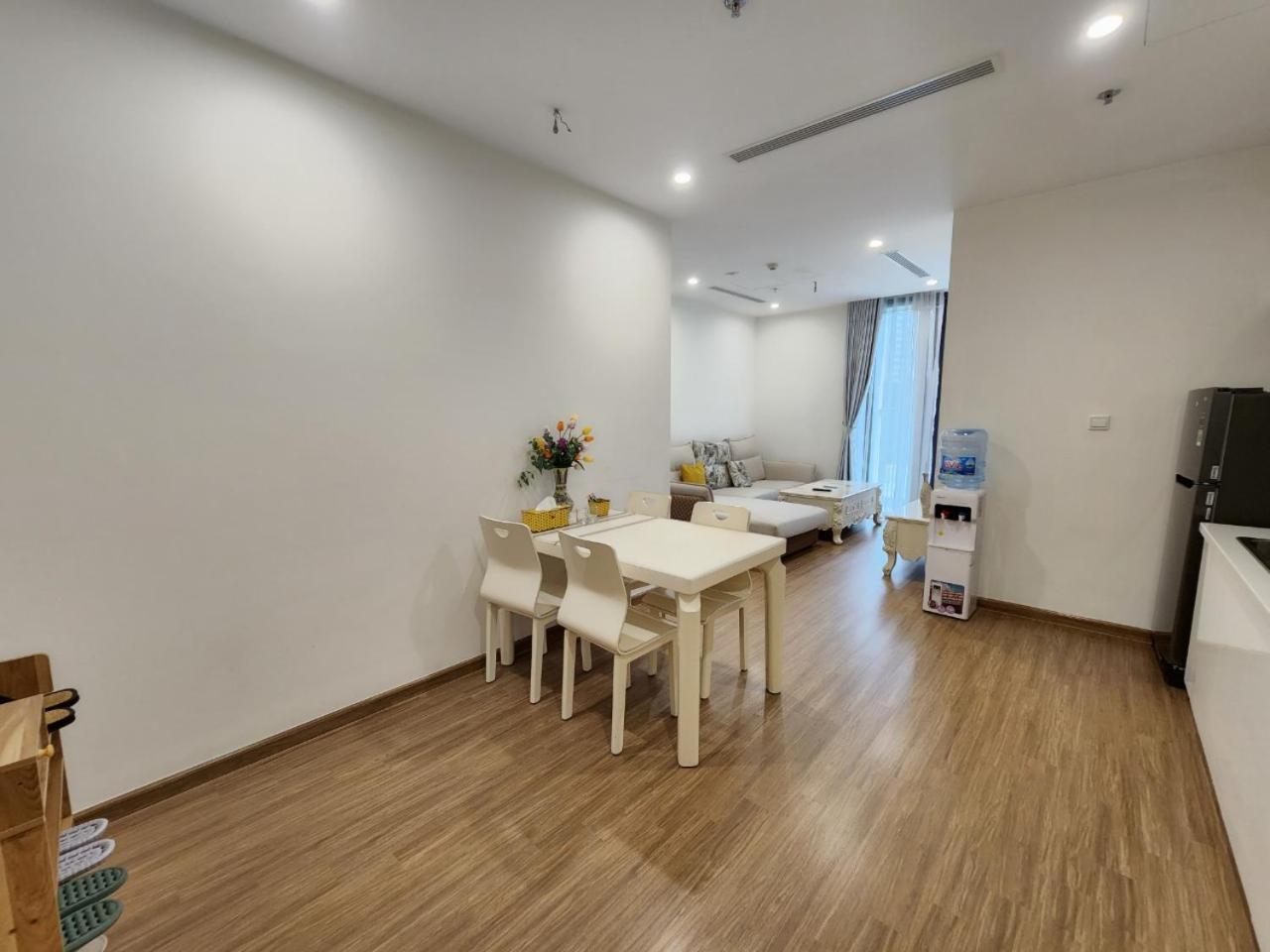 Vinhomes SkyLake 1BR Service Apartment City View - Hagi APT