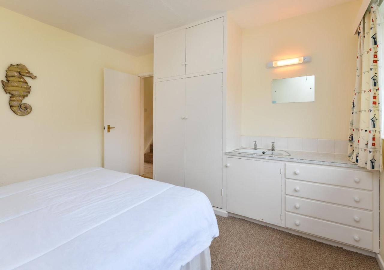 4 Bed in Abersoch oc-10llwy