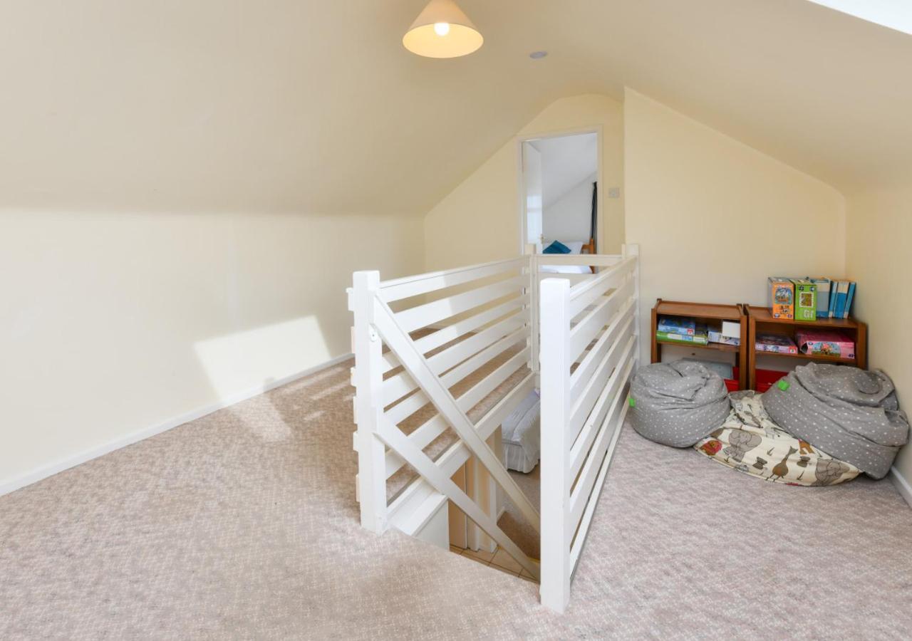 4 Bed in Abersoch oc-10llwy