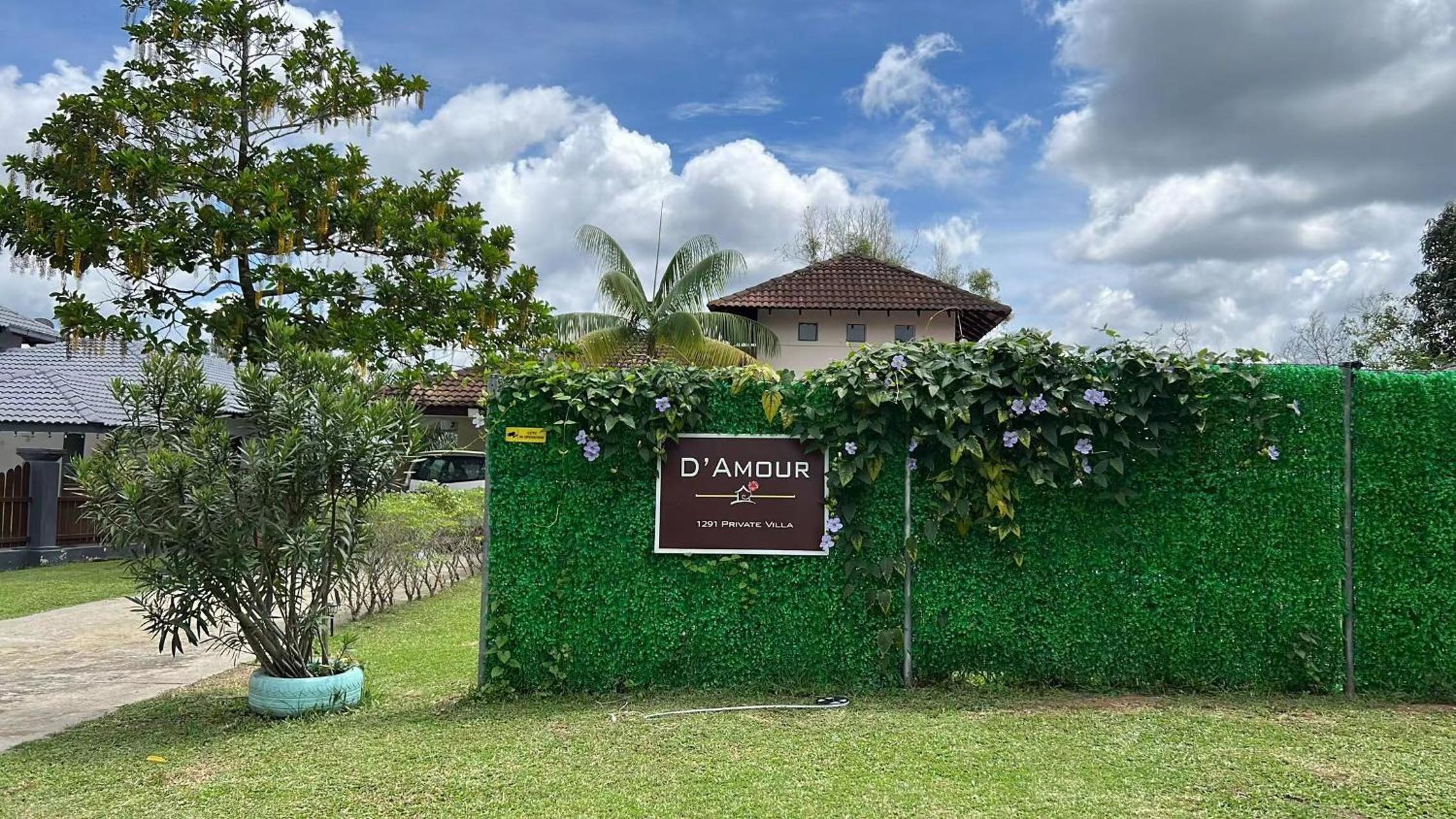 Melaka AFamosa Resort D'amour Comfortable and Healing With Theater Projector Private Villa With Garden View Swimming Pool Seasonal Christmas Theme photo 5