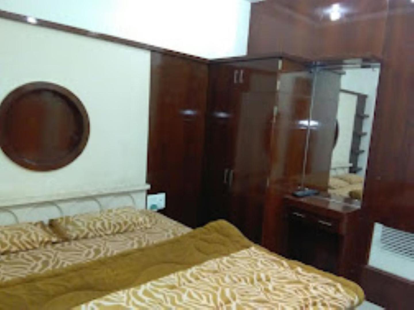 Hotel Govindam
