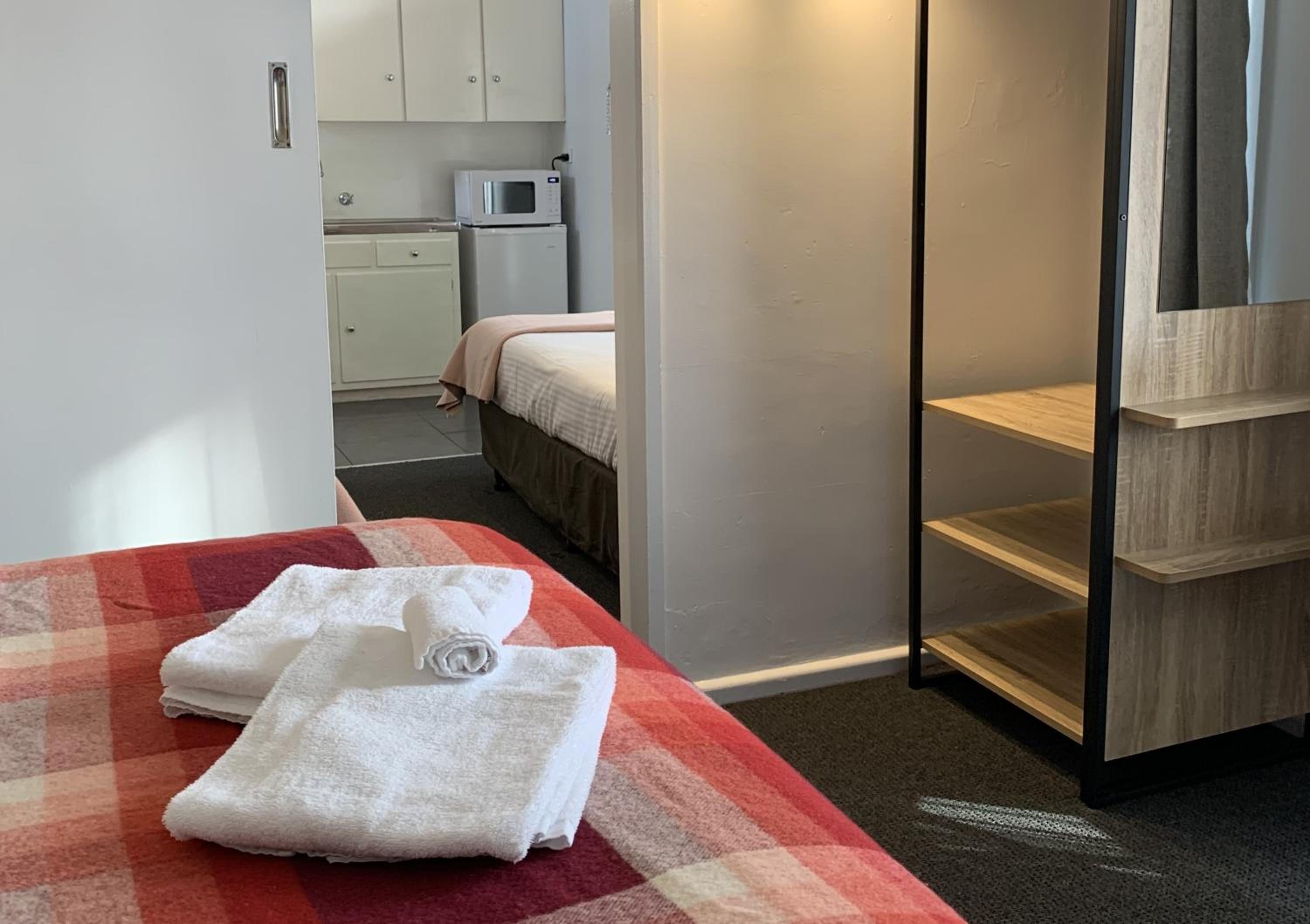 Meeniyan Motel