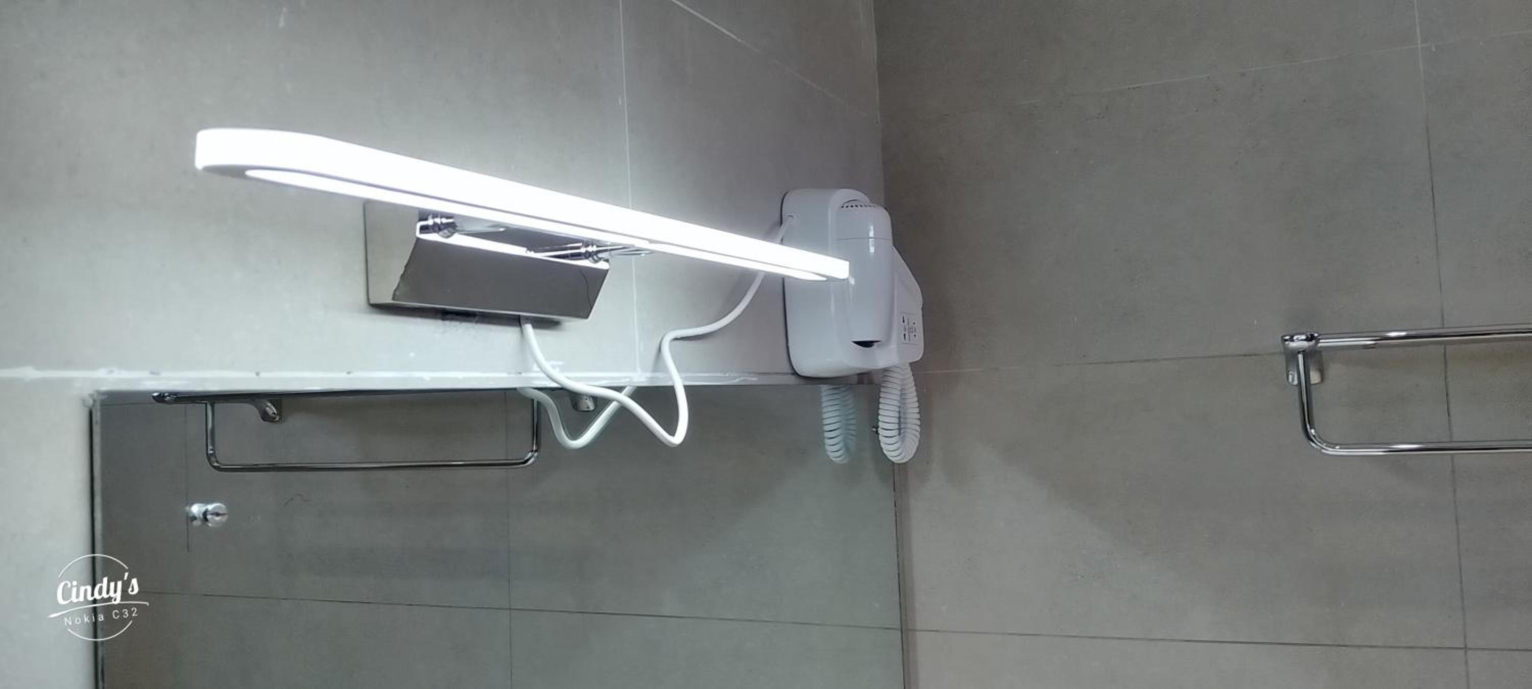 Photo 100