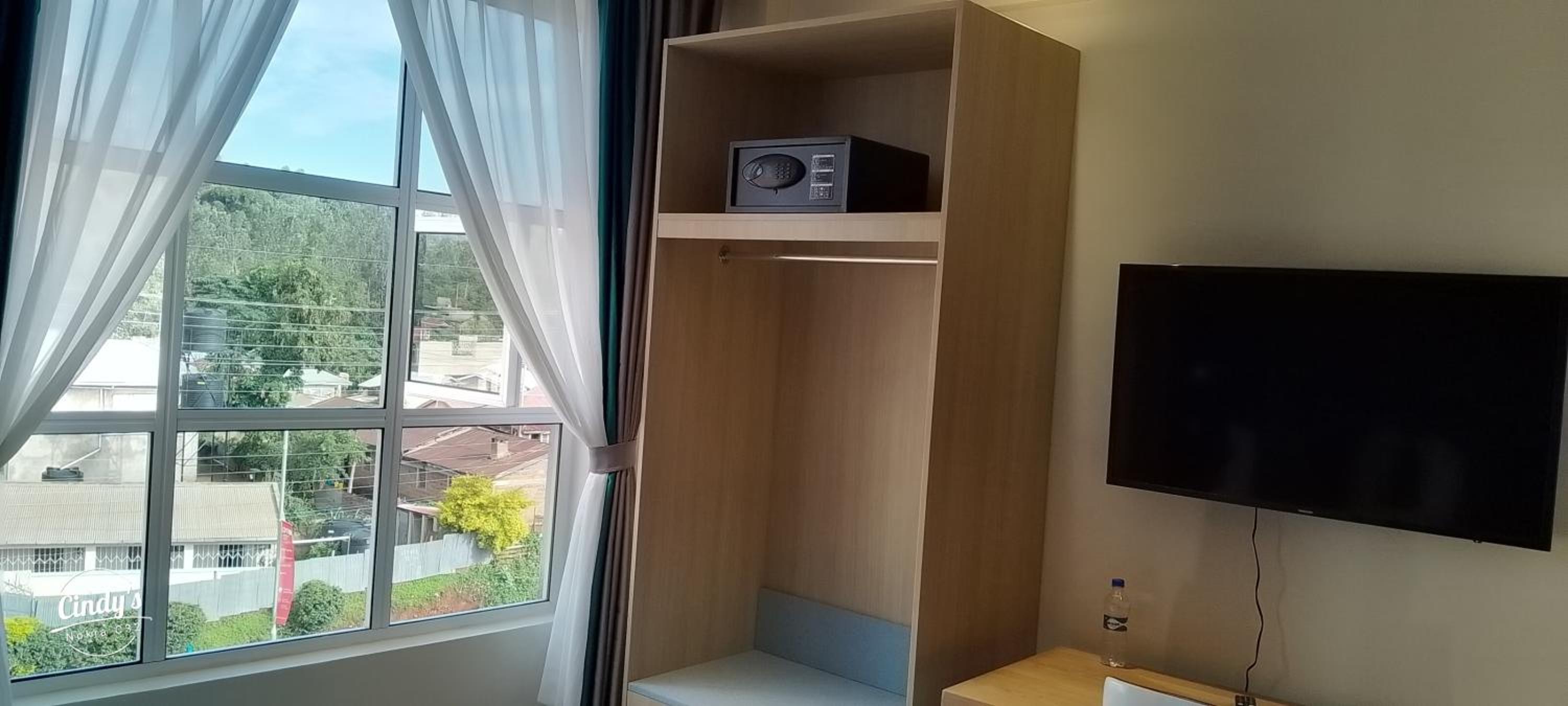 Photo 23