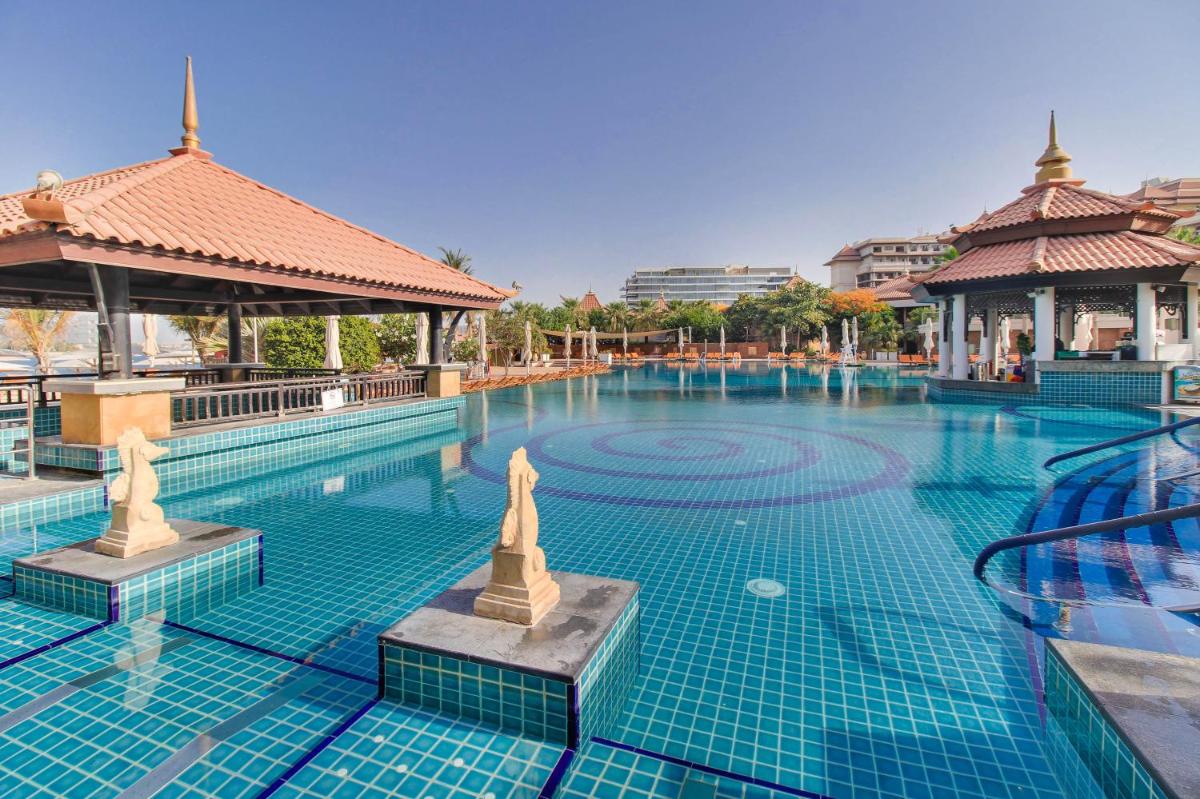 Luxe Getaways Royal Amwaj Palm Jumeirah Resort Apartment Holiday Home