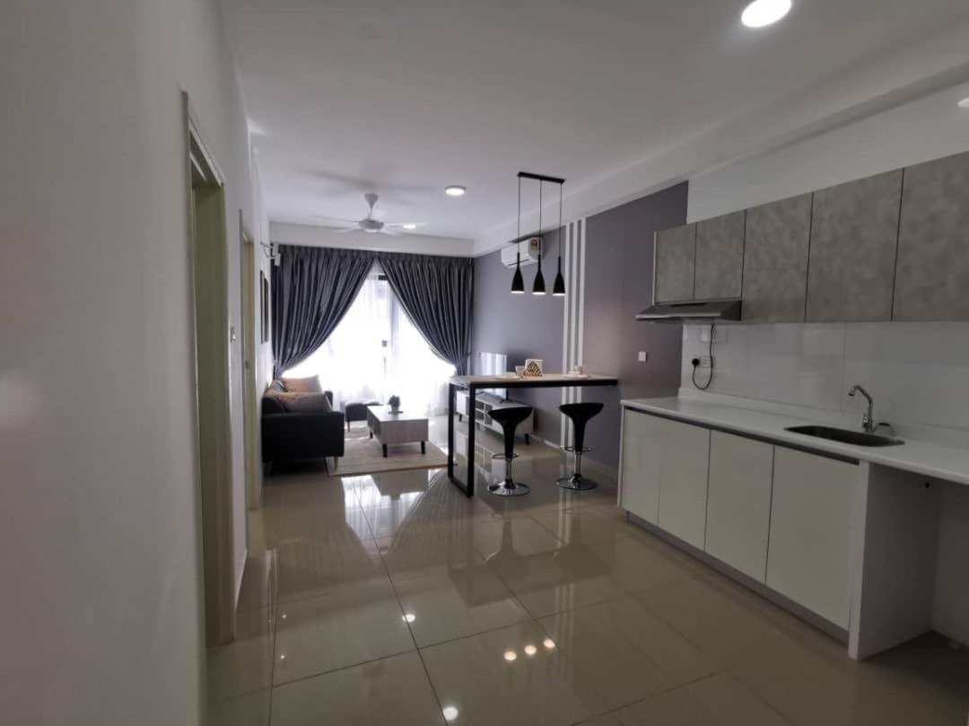 ArtePlus KLCC Studio 1BR Level 5