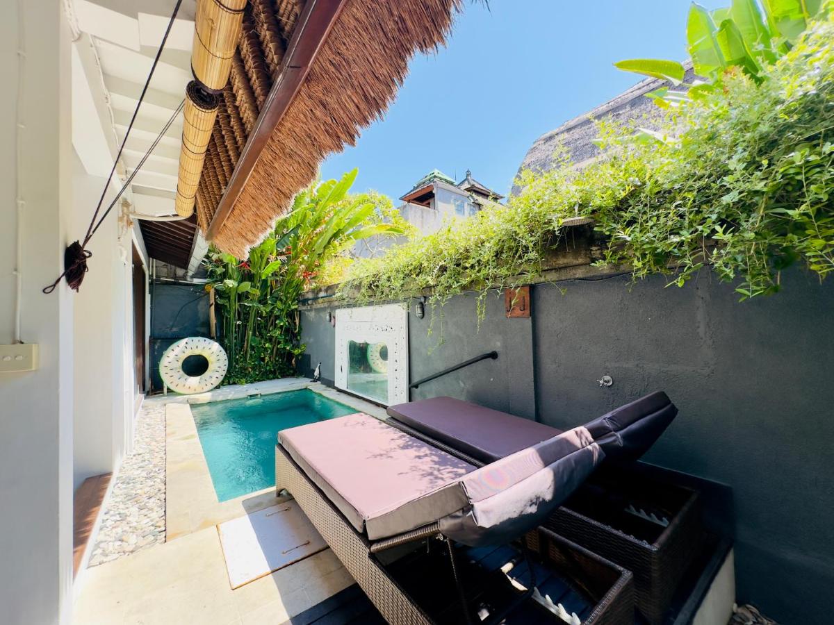 Tiga Kelapa Villa Legian