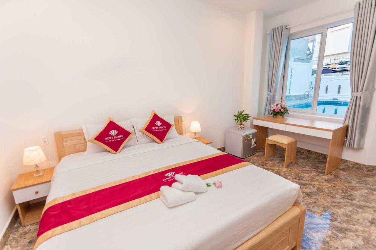 Villa 5 Lạc Long Quân - Bãi Sau