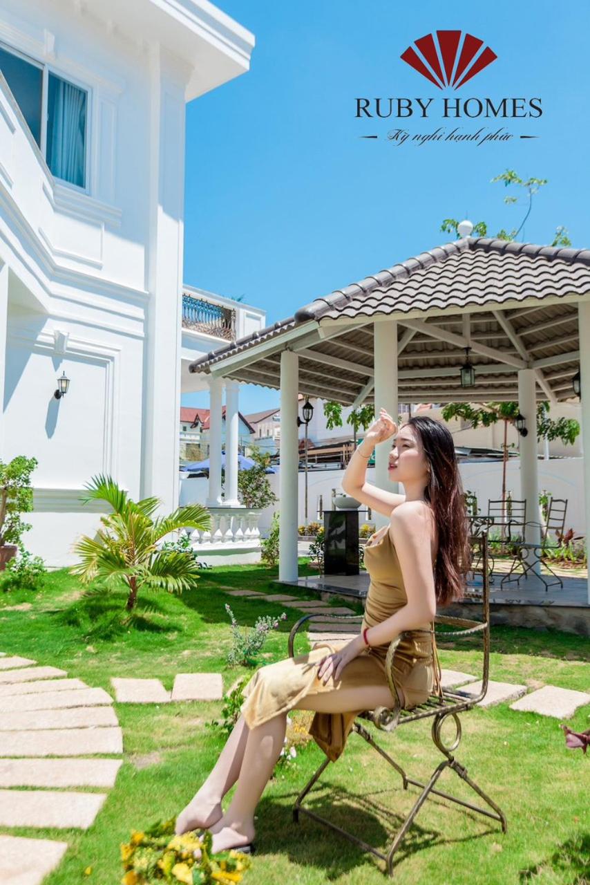 Villa 5 Lạc Long Quân - Bãi Sau
