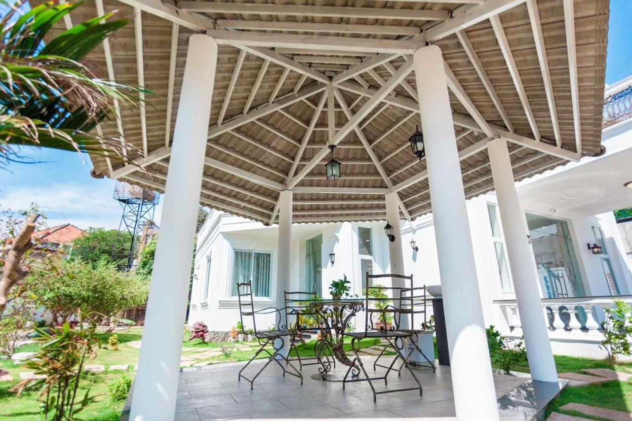 Villa 5 Lạc Long Quân - Bãi Sau