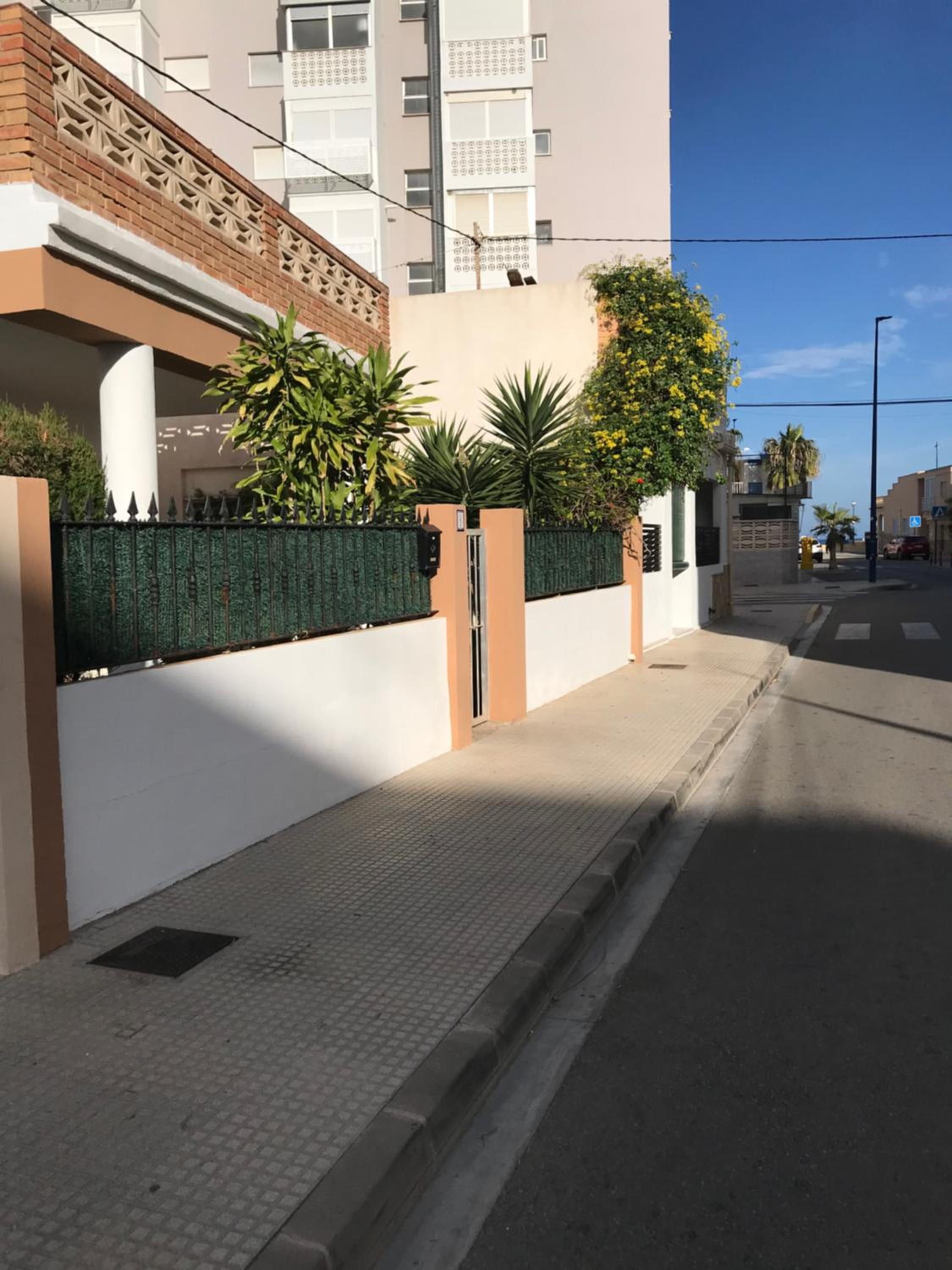 El Chalet de Lola view 3