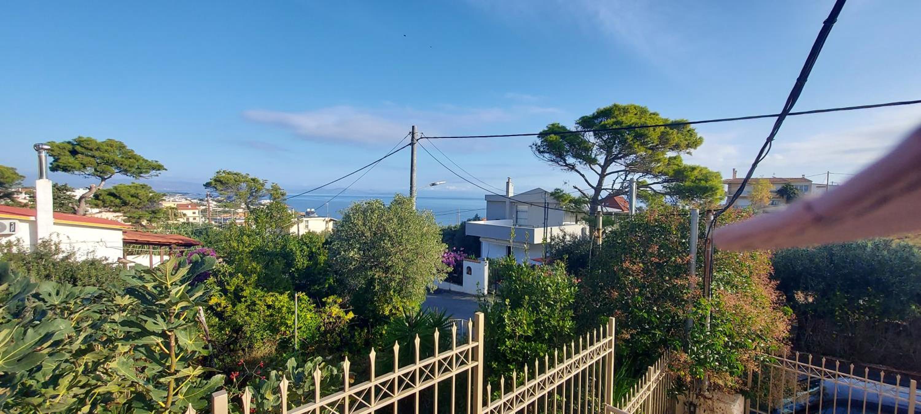 Sun-n-Waves Holidaymakers view 5