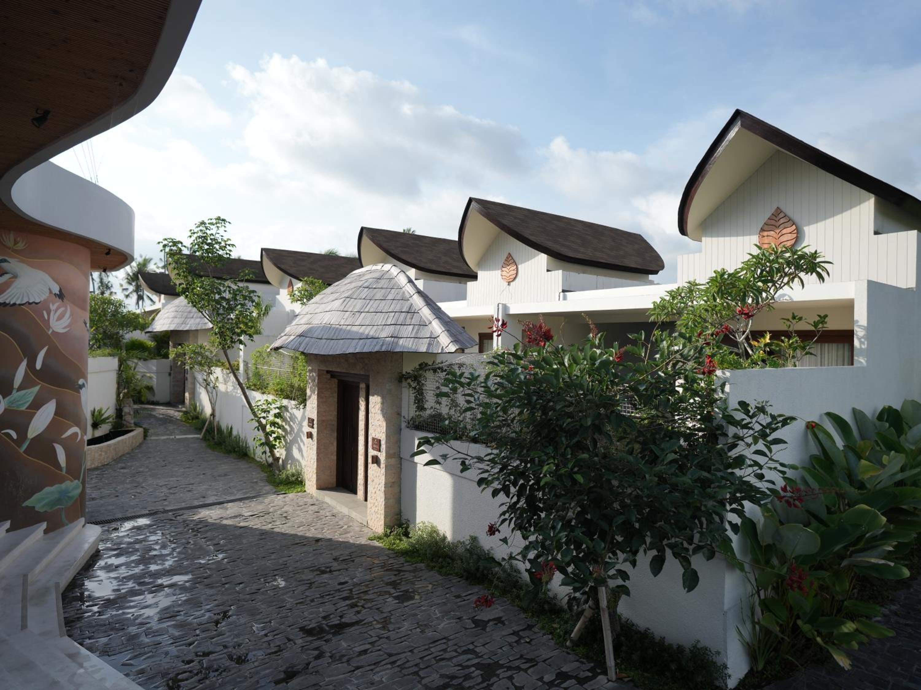 Daun Lebar Villas