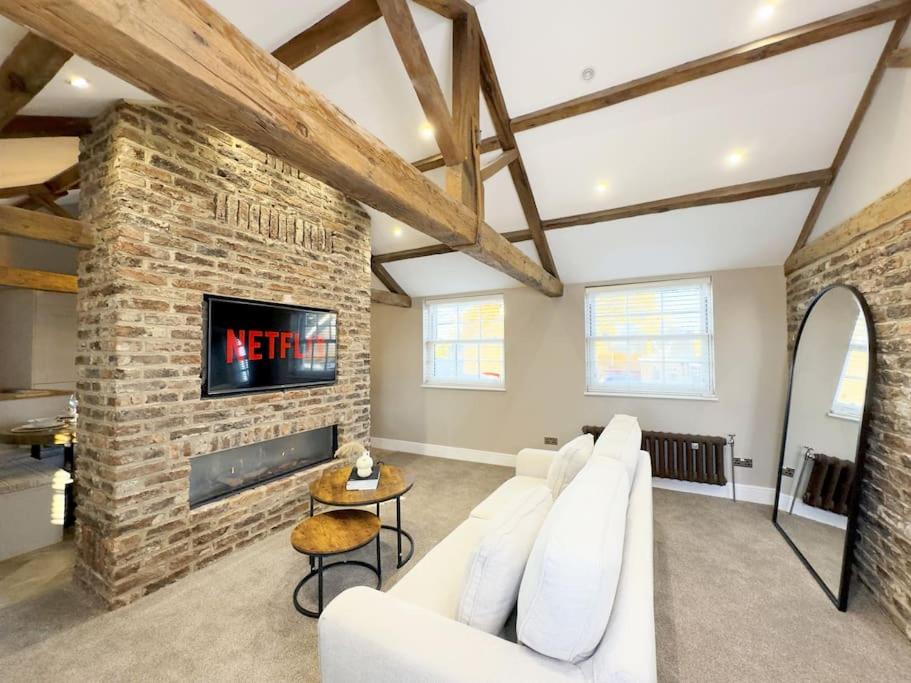 Whitkirk Cottage