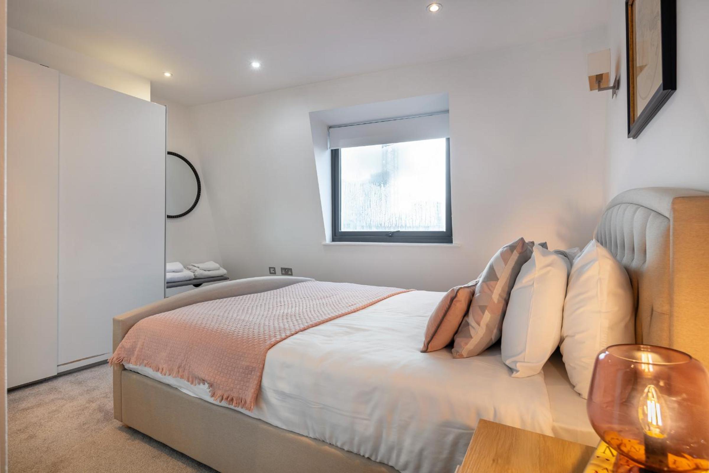 Farringdon/St Pancras penthouse