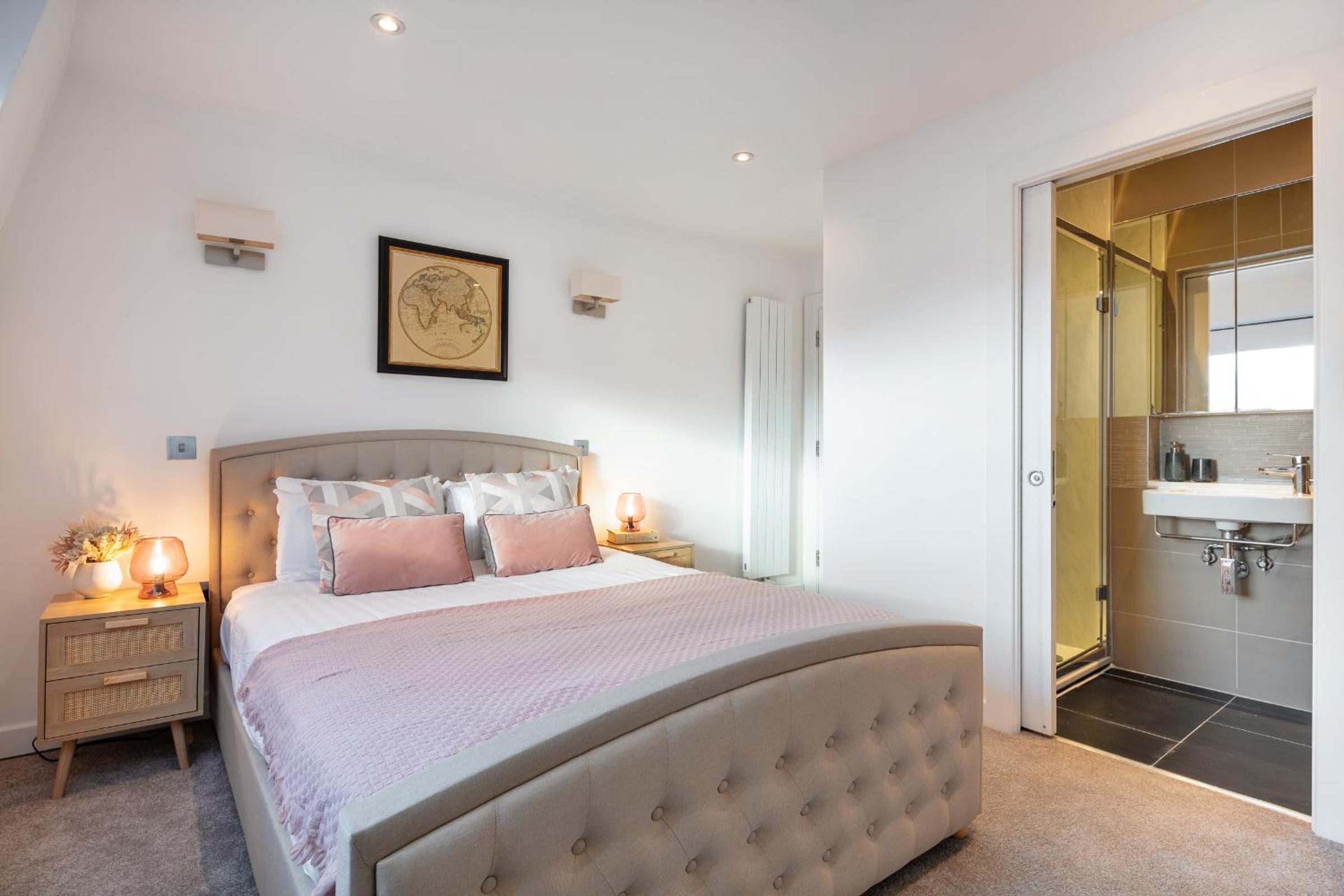 Farringdon/St Pancras penthouse