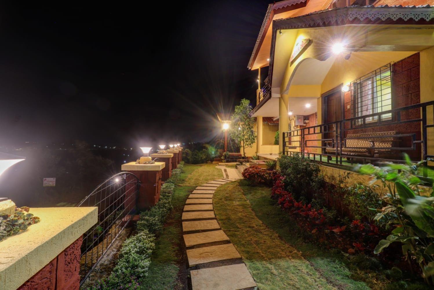 Blossom Villa 4bhk Mahabaleshwar view 3
