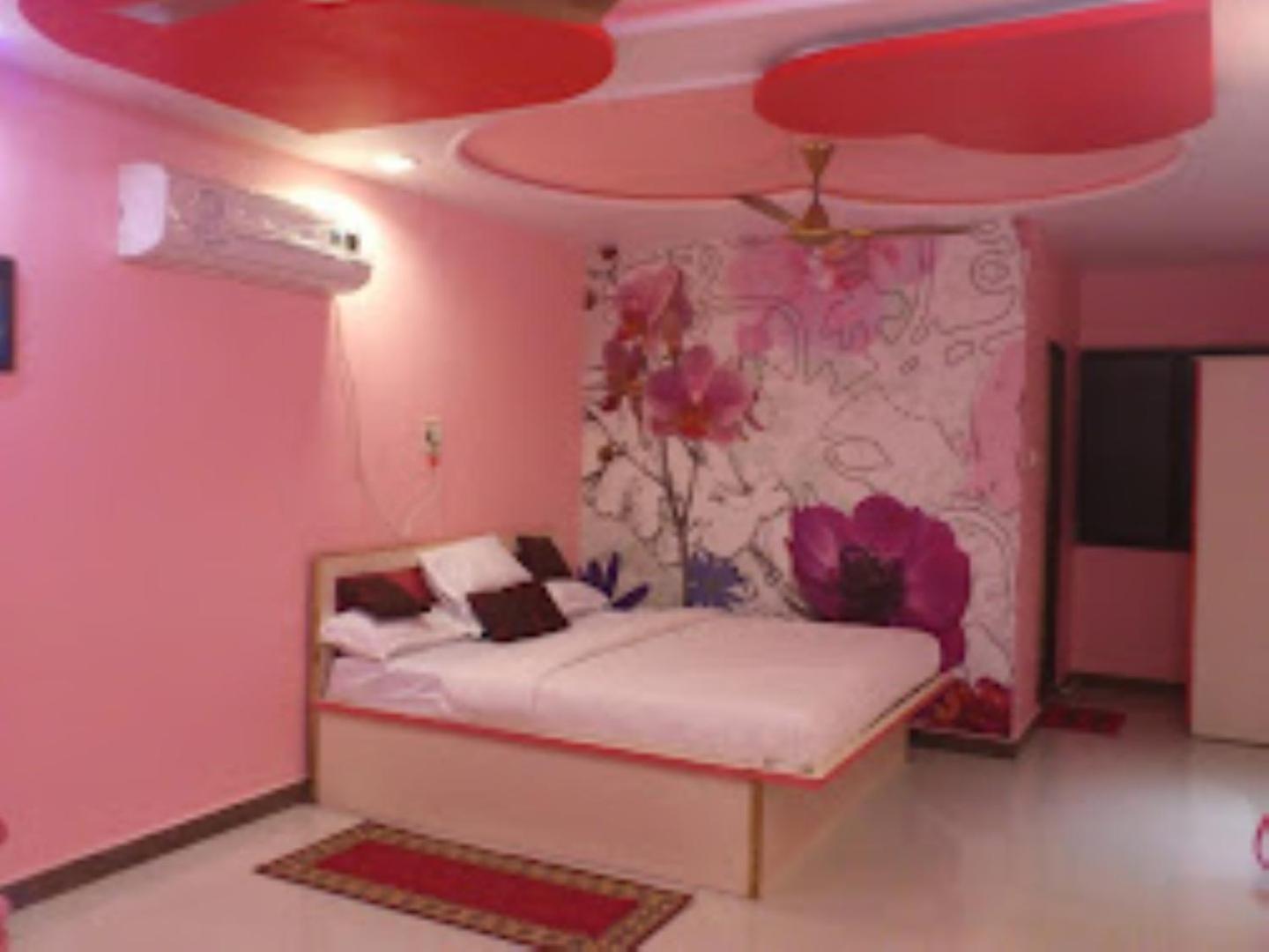 HOTEL VAIDYA REGENCY & MANUHAR RESTAURANT, Balaghat